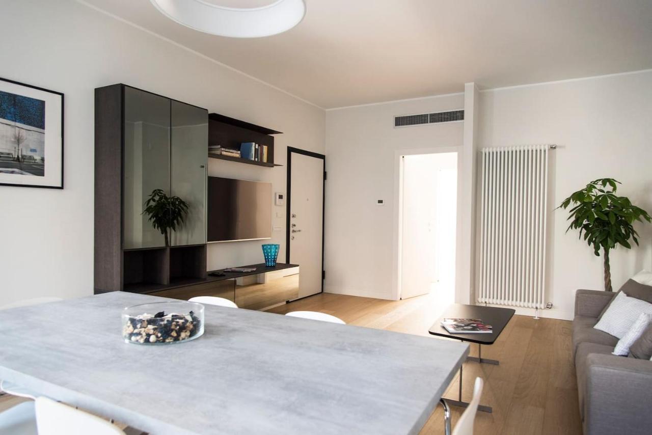 Brand New Apt , City Life District Милан Экстерьер фото